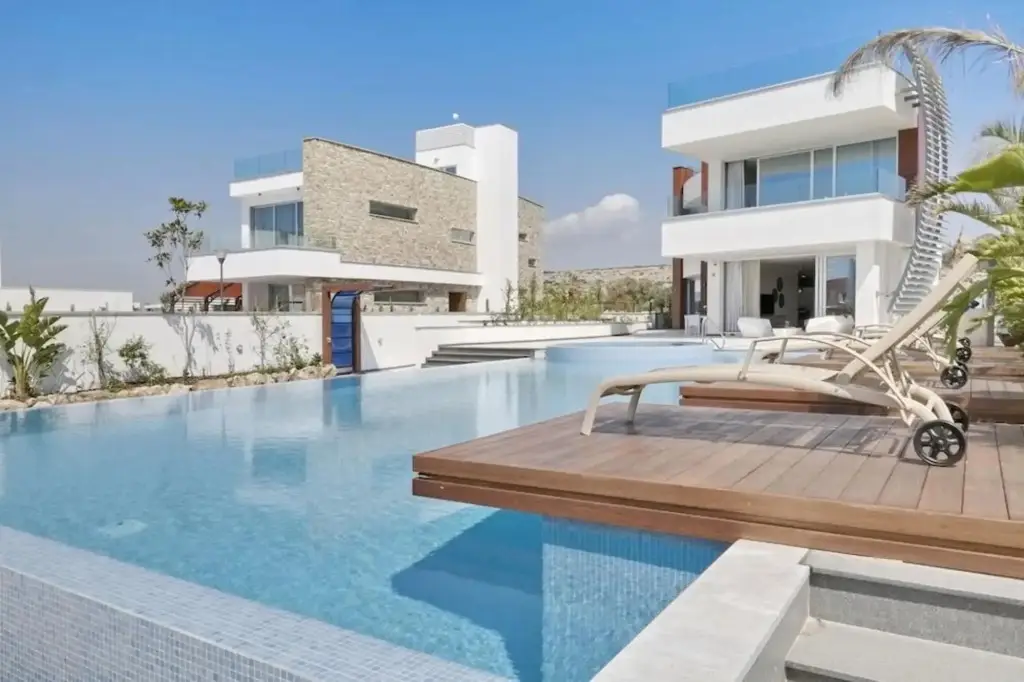 Айя-Напа: Glory Beachfront Villa