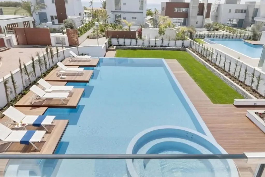 Айя-Напа: Glory Beachfront Villa