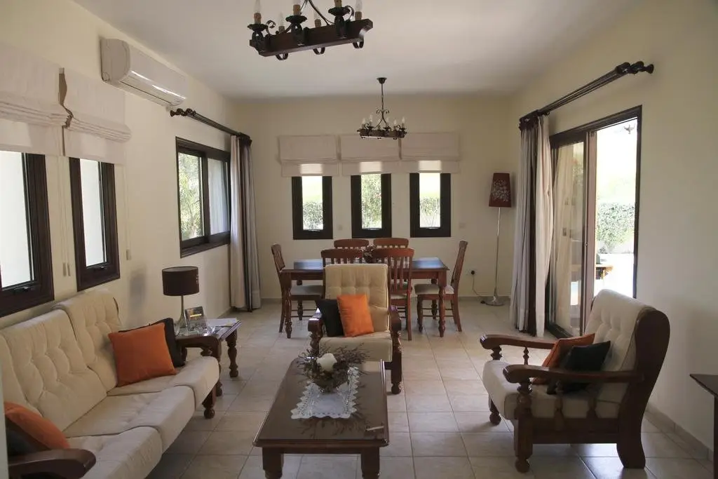 Писсури: Eve Pissouri Xinisteri Villa