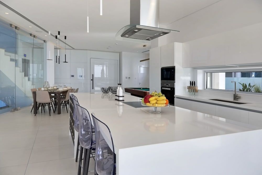Айя-Напа: Elegance Beachfront Elite Villa