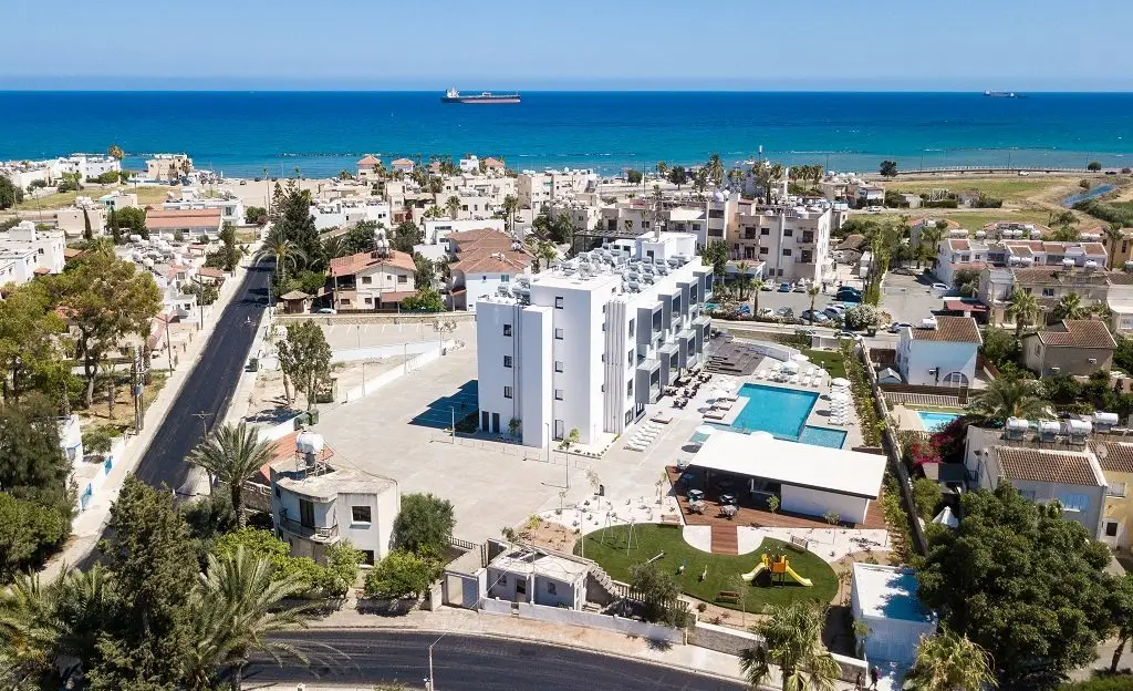 Апартаменты One Bedroom Pool View (Oroklini Beach) — фото 1