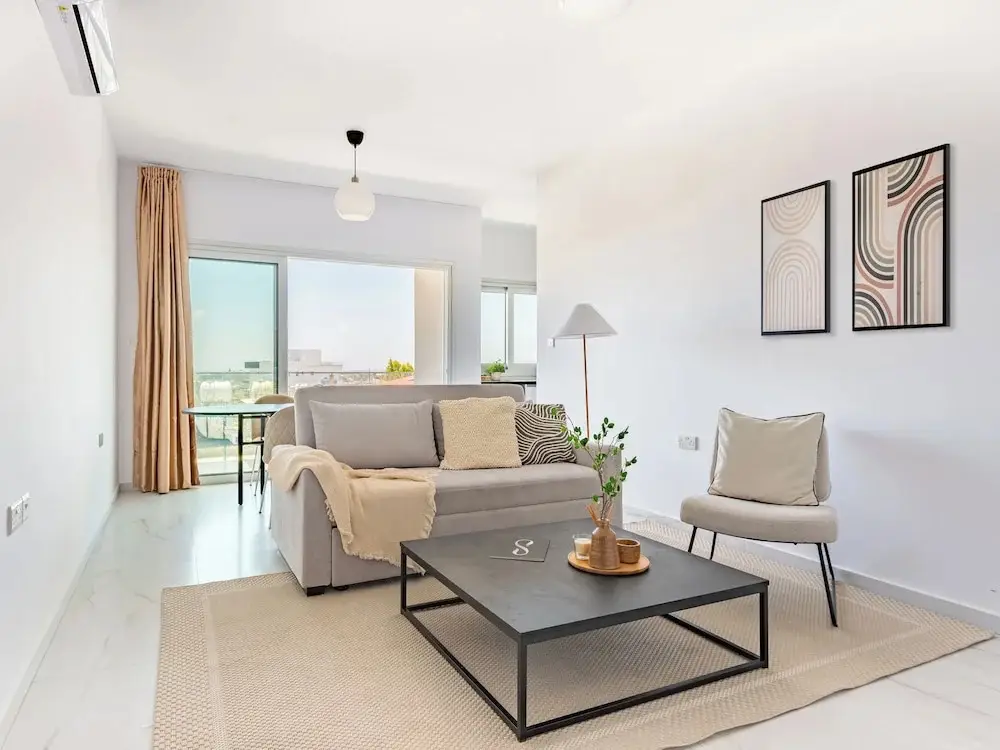 Лимассол: Sanders Cruise - Lovely 1-bdr Apt With Balcony