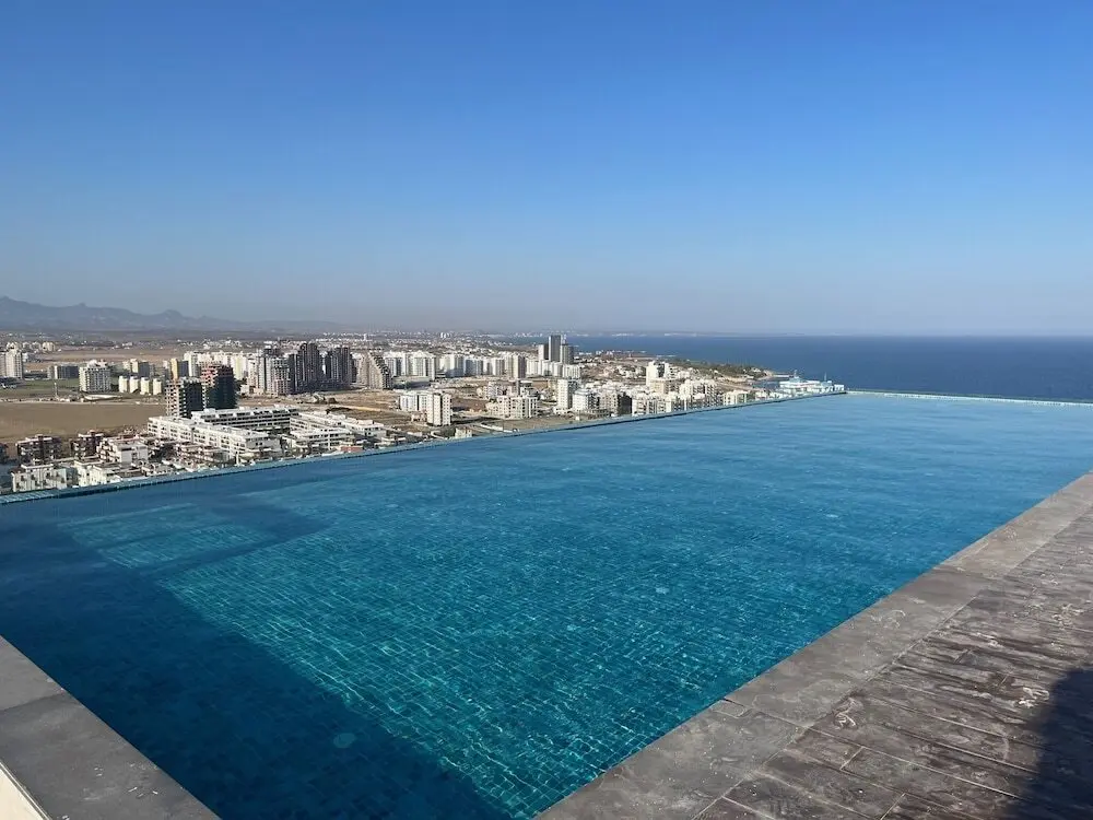 Трикомо (Искеле): 9 Grand Sapphire 2 Bed 2 Bath Pool Beach