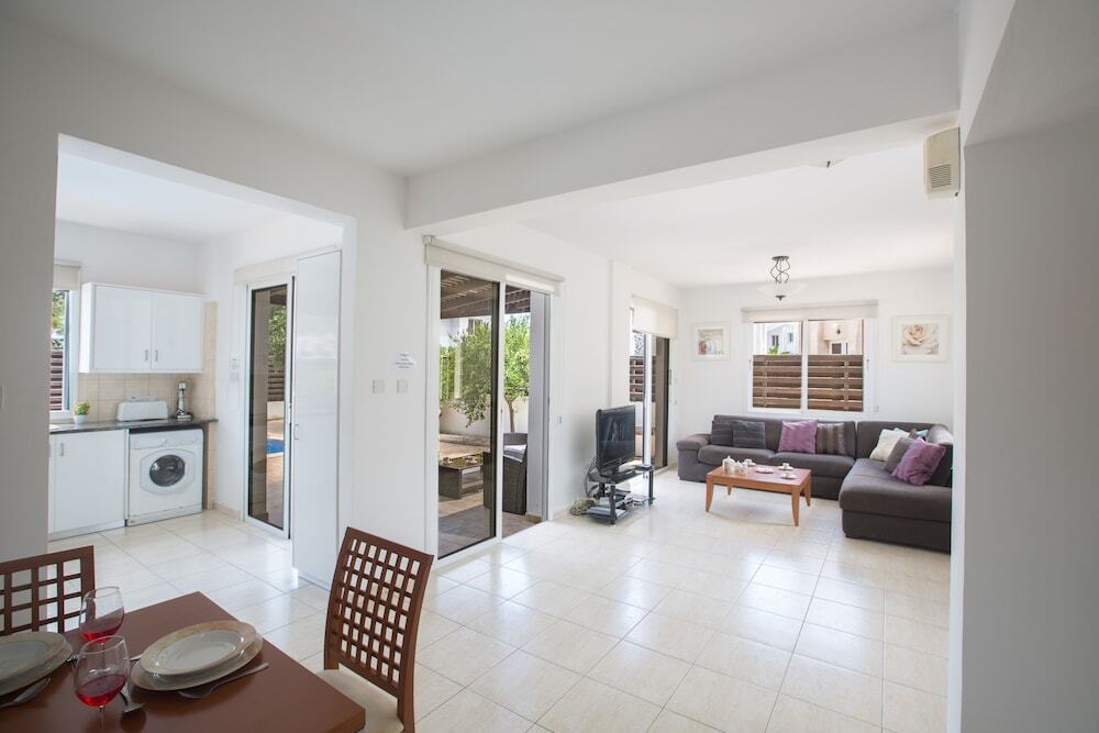 Протарас: Protaras Holiday Villa Ma14