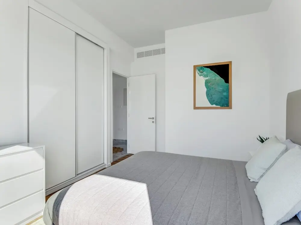 Пафос: Sanders Olive - Chic 3-bdr Apt With Shared Pool