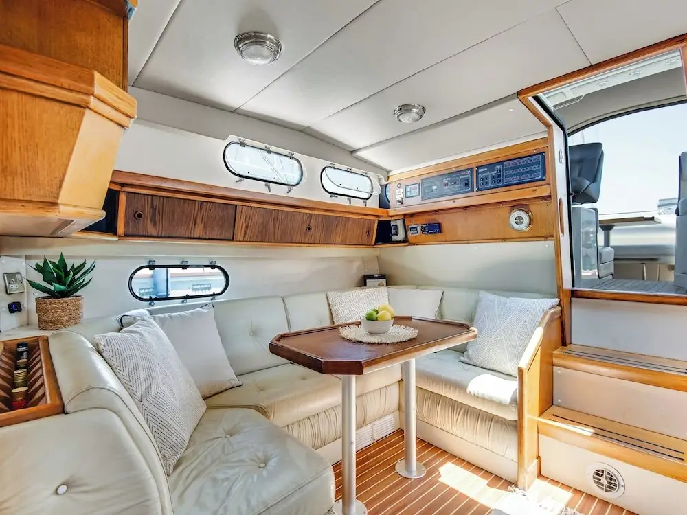 Лимассол: Boat Glafkos - Charming 2 bdr Boat