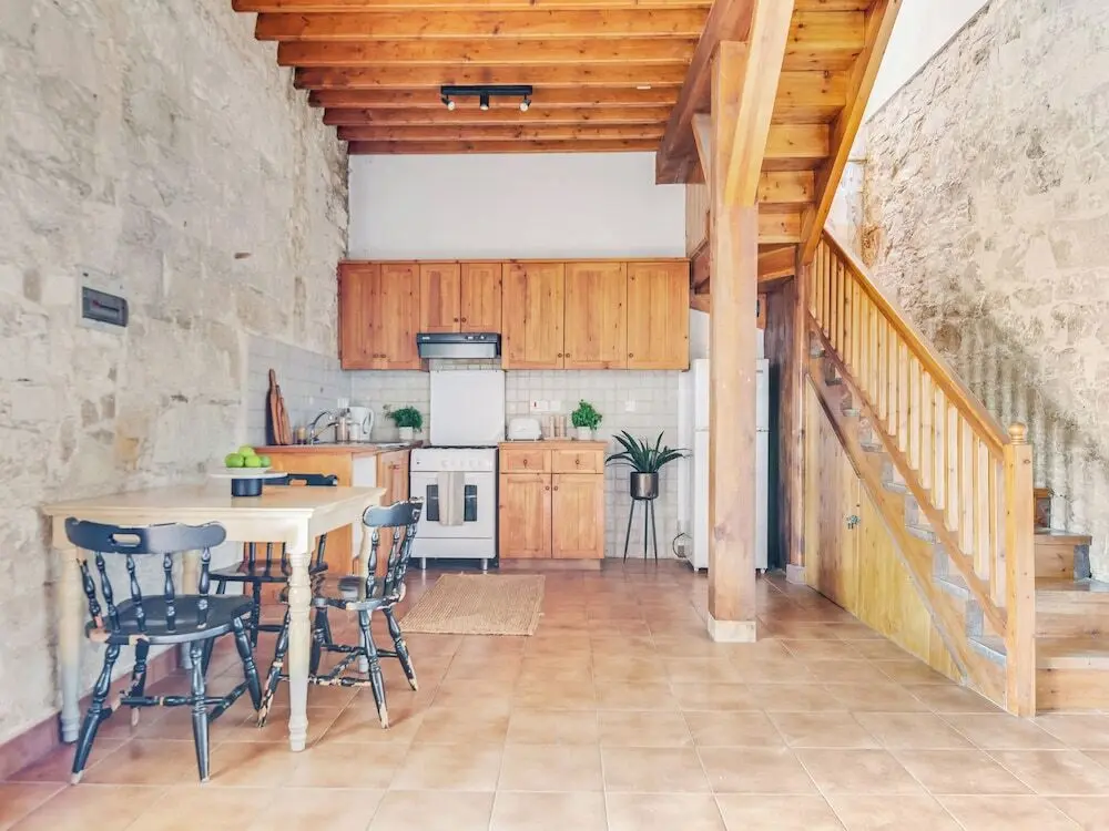 Какопетрия: Cornaro House - Duplex Studio Apartment