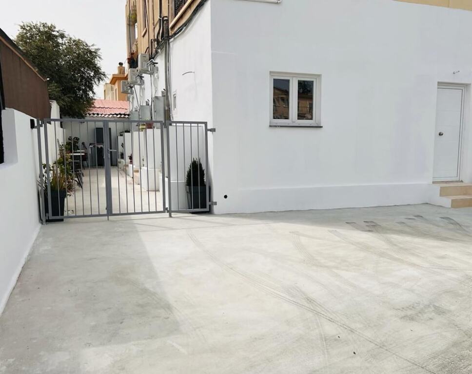 Impeccable Newly Renovated Studio in Larnaca — фото 1