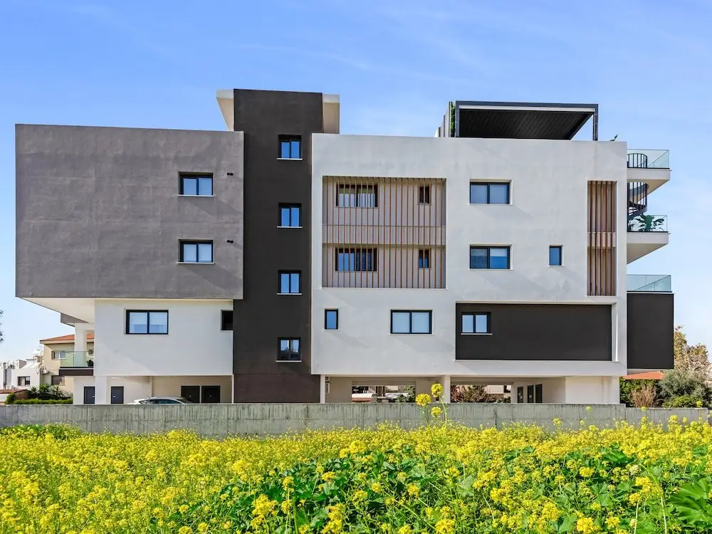 Sanders Triple - Nice 1-bdr Apt With Balcony — фото 1
