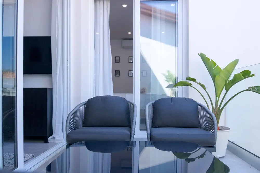 Пафос: Phaedrus Living: Limnaria Luxury Flat Vine 121