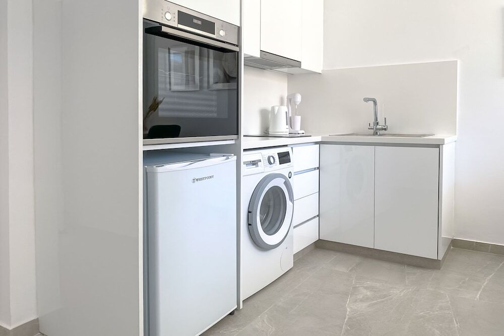 Пафос: Phaedrus Living: Limnaria Luxury Flat Ivy 121