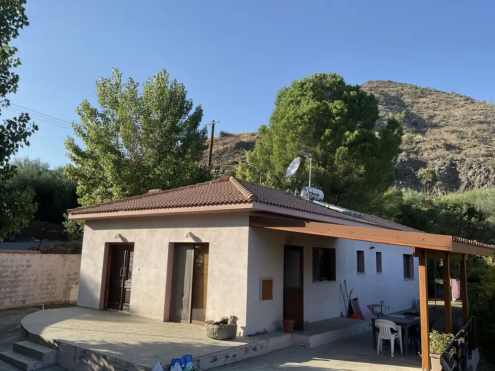 Какопетрия: Beautiful 3 Bedr House in Arakapas With Fireplace