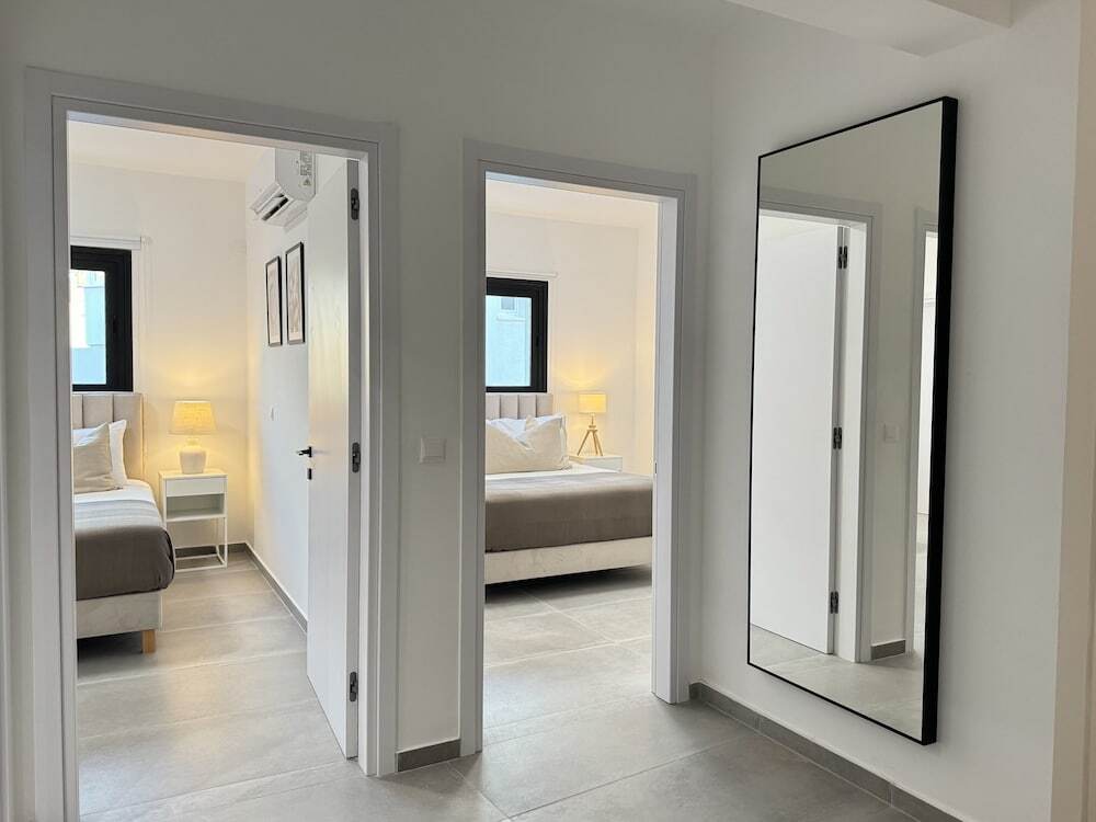 Агиа-Варвара: Phaedrus Living White Hills Suites City View
