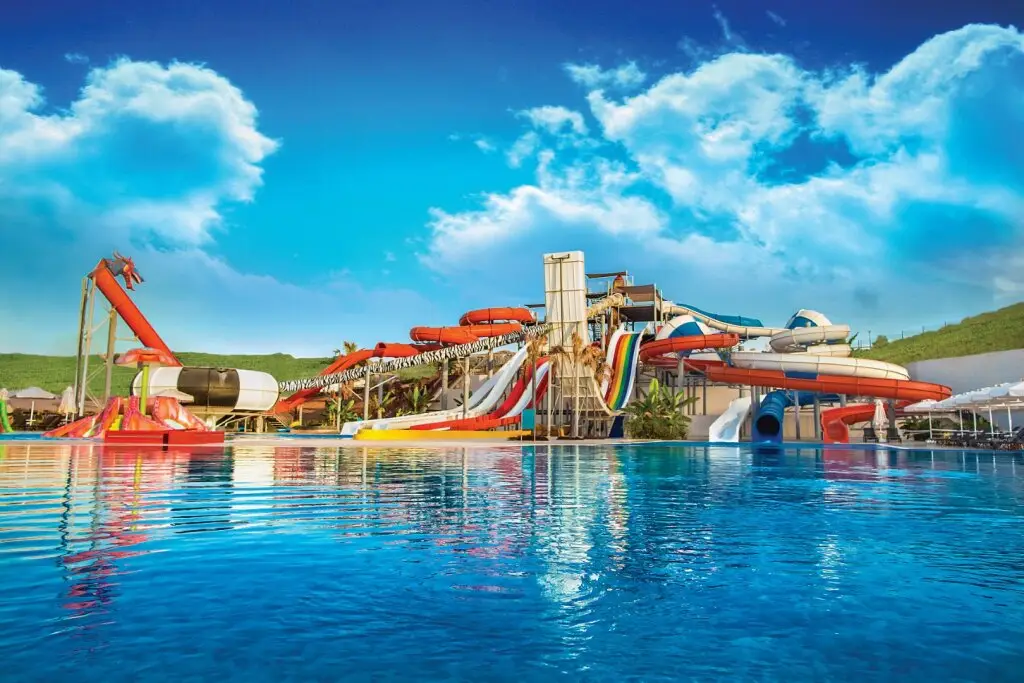 Клепини: Отель Elexus Hotel Resort & Spa & Casino
