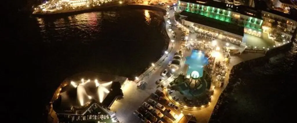 Кирения: Hotel Dome