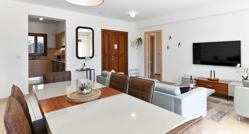 Куклия: Apartment Bc02 - Lelantos