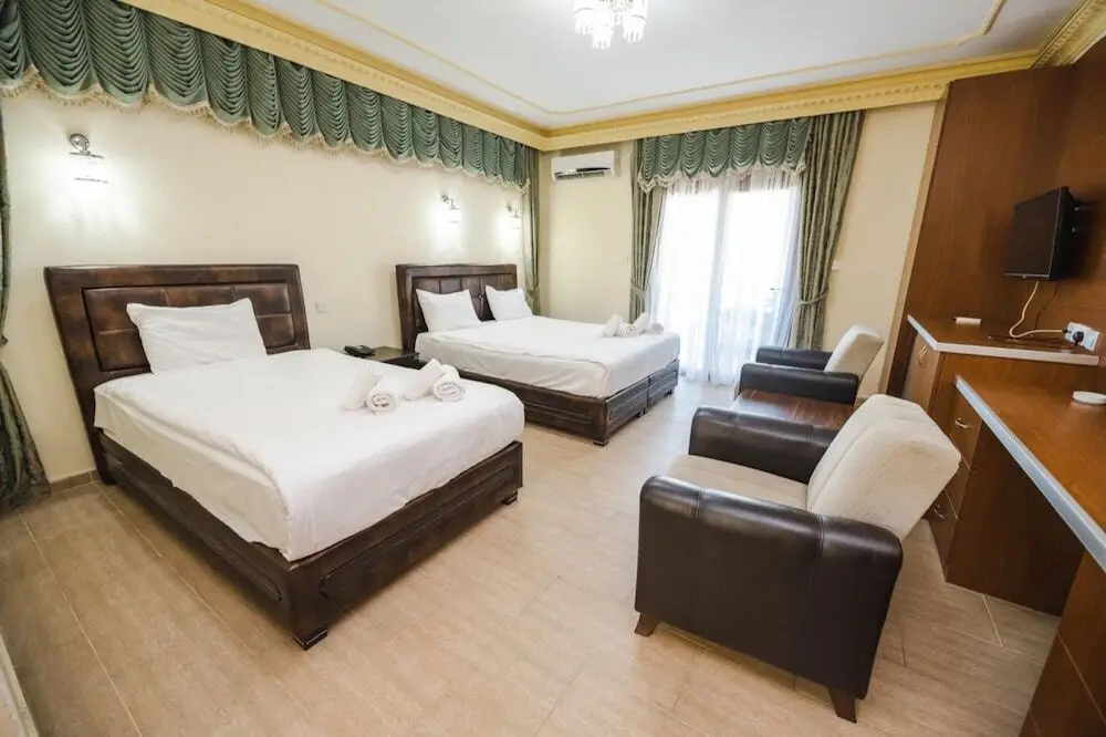 Алсанджак: Room With Pool 5 min to Beach in Kyrenia