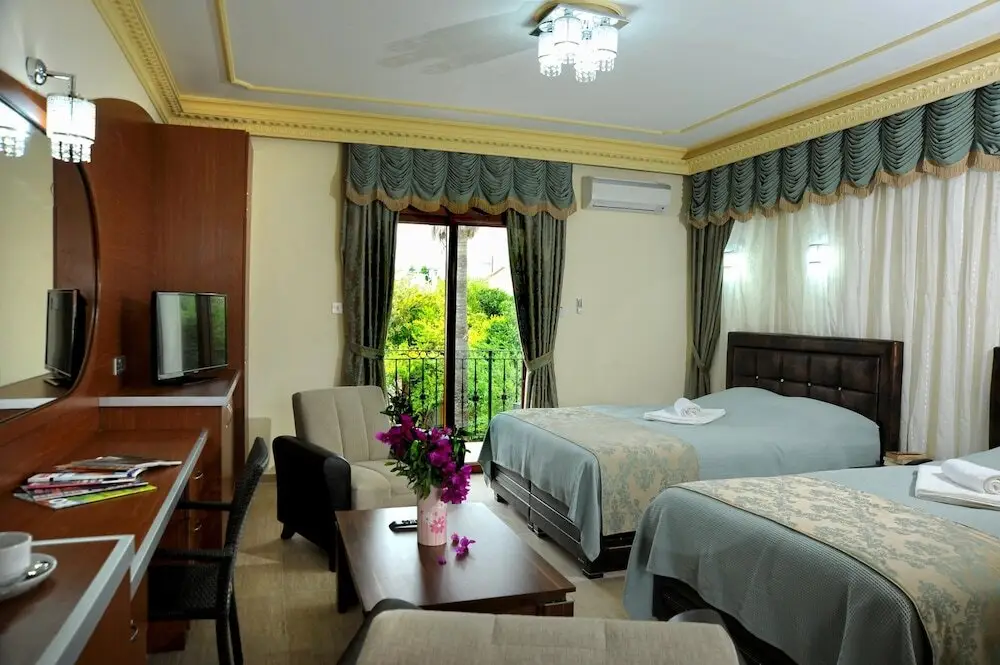 Алсанджак: Room With Pool 5 min to Beach in Kyrenia
