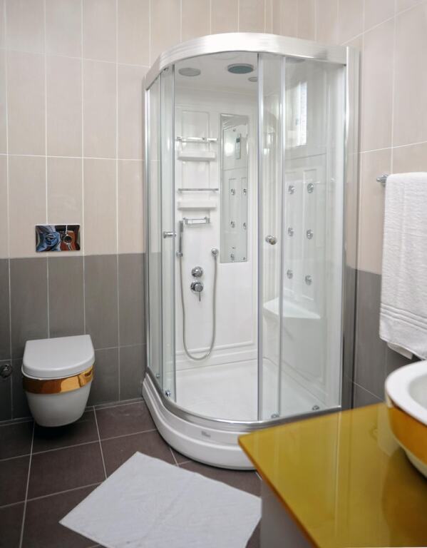 Алсанджак: Room With Pool 5 min to Beach in Kyrenia