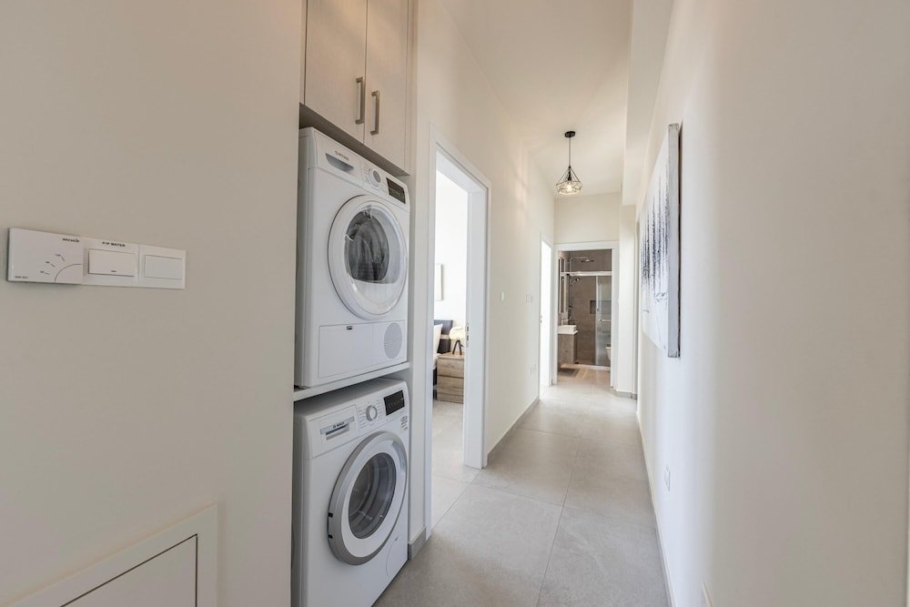 Паралимни: Protaras Hestia Seaside Villa B6