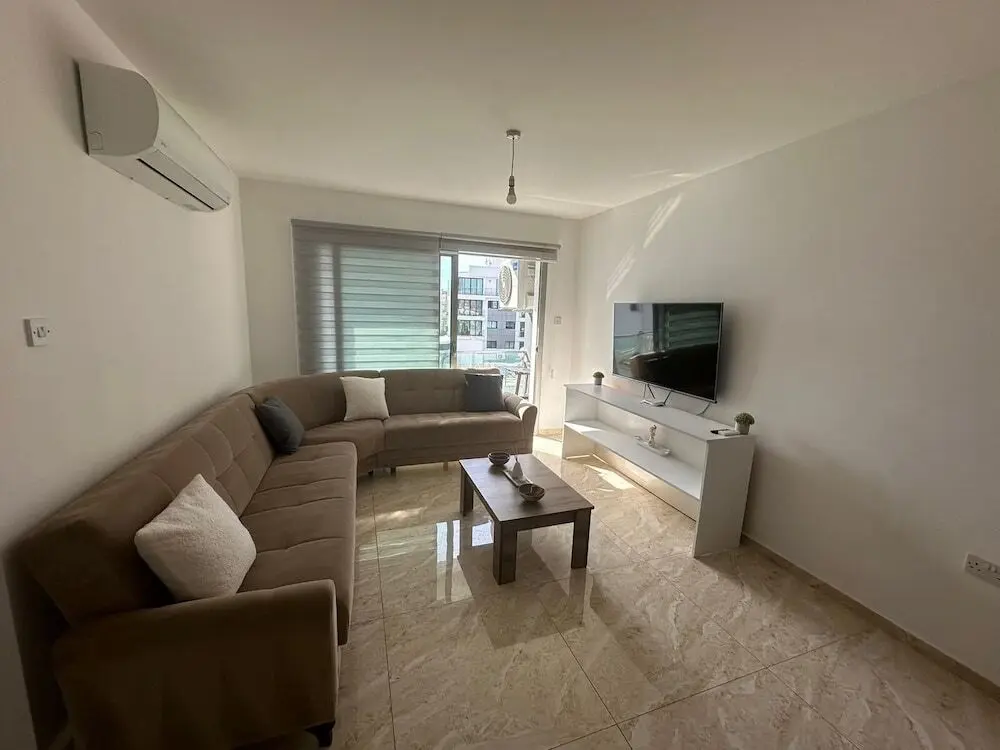 Кирения: Inviting 2-bed Apartment in Kyrenia