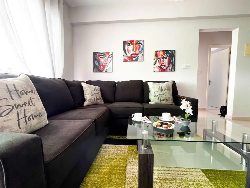 Пафос: Modern Apartment Only 900m From Famous Venus Beach