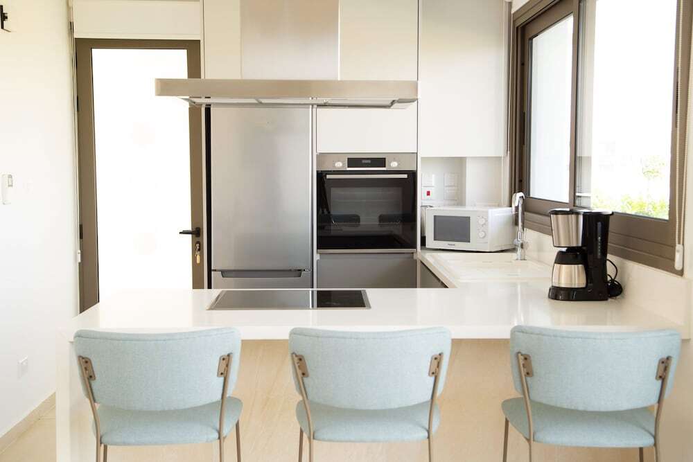 Кити: Phaedrus Living Serenity Villas No.11