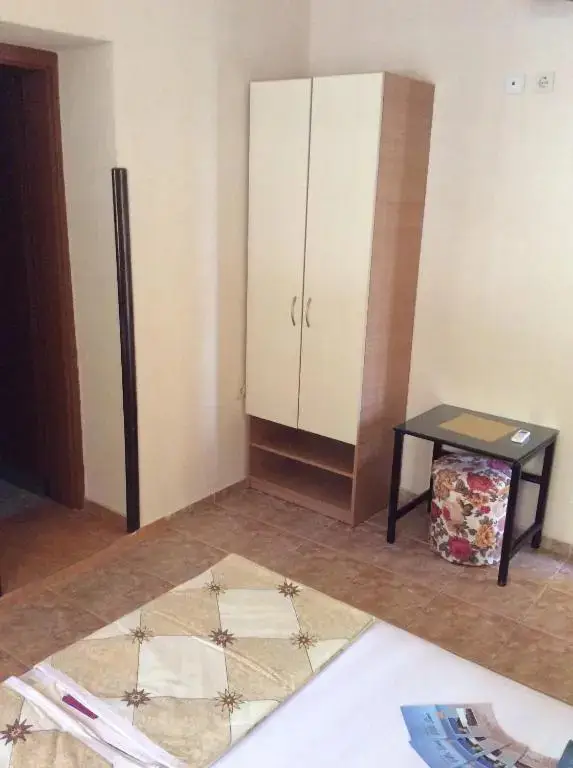 Петровац: Apartments Simo