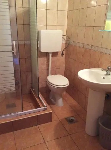 Петровац: Apartments Simo