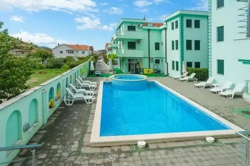 Зеленика: Apartment Vinograd