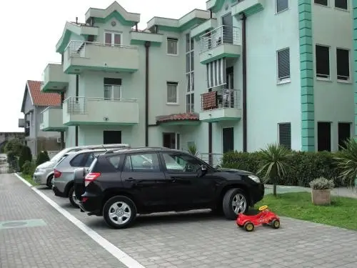 Зеленика: Apartment Vinograd