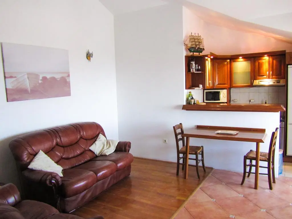 Петровац: Apartments Petrovac