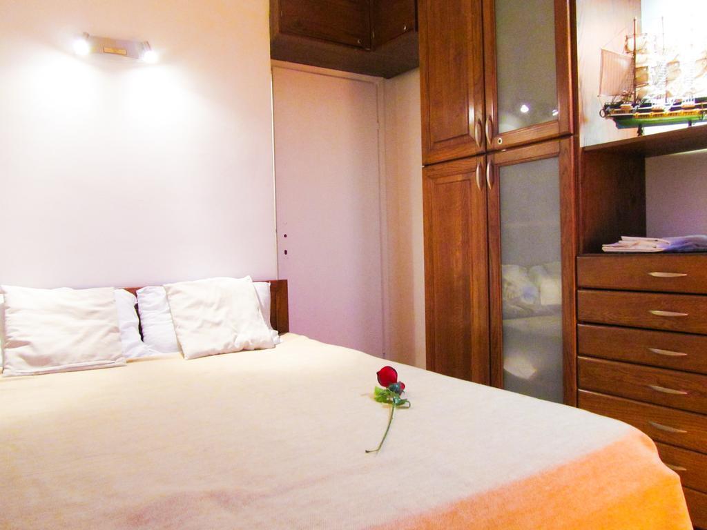 Петровац: Apartments Petrovac