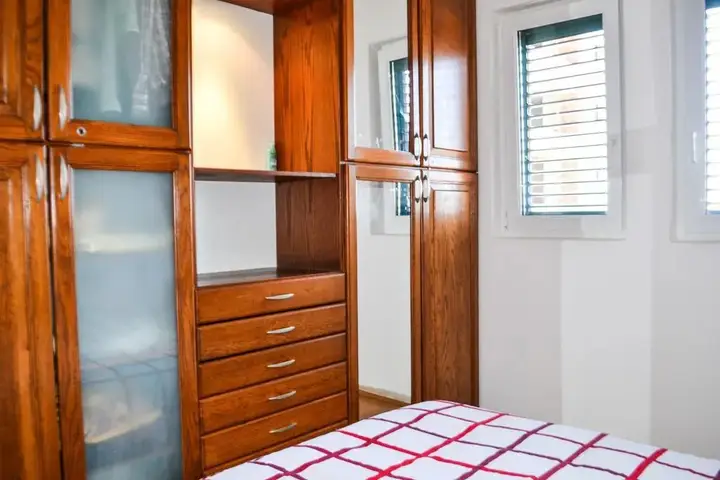 Петровац: Apartments Petrovac