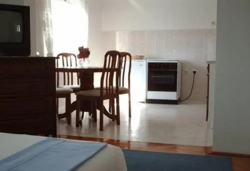 Деновичи: Apartment Ruzica Krstic