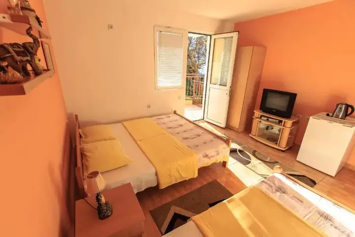 Сутоморе: Apartments Vitic