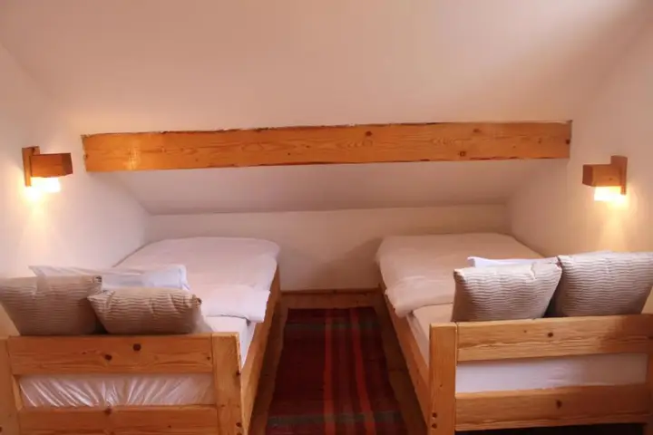 Колашин: Rooms Pahulja