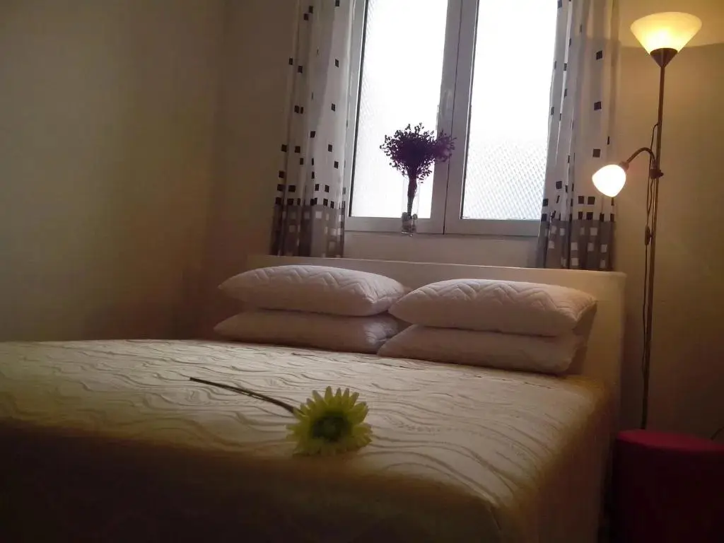 Херцег-Нови: Location Apartments