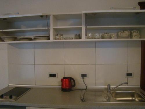 Доброта: Apartments and Rooms Troya