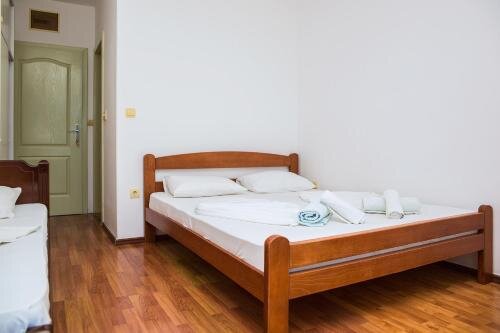 Баошичи: Guest House Biss