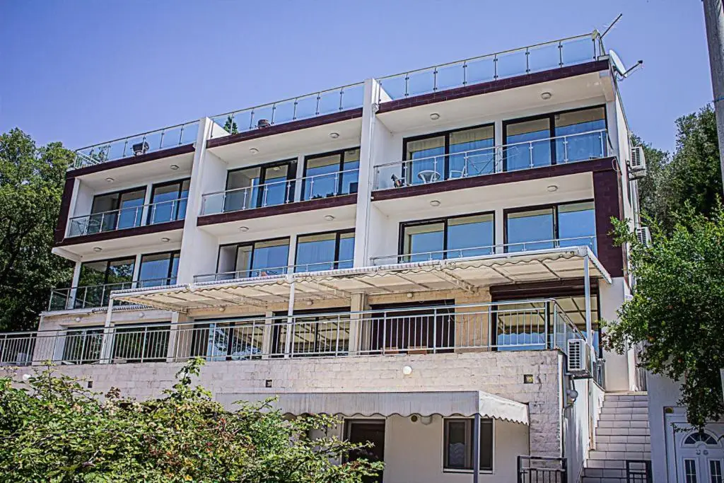 Сутоморе: Apartment SuperSeaView