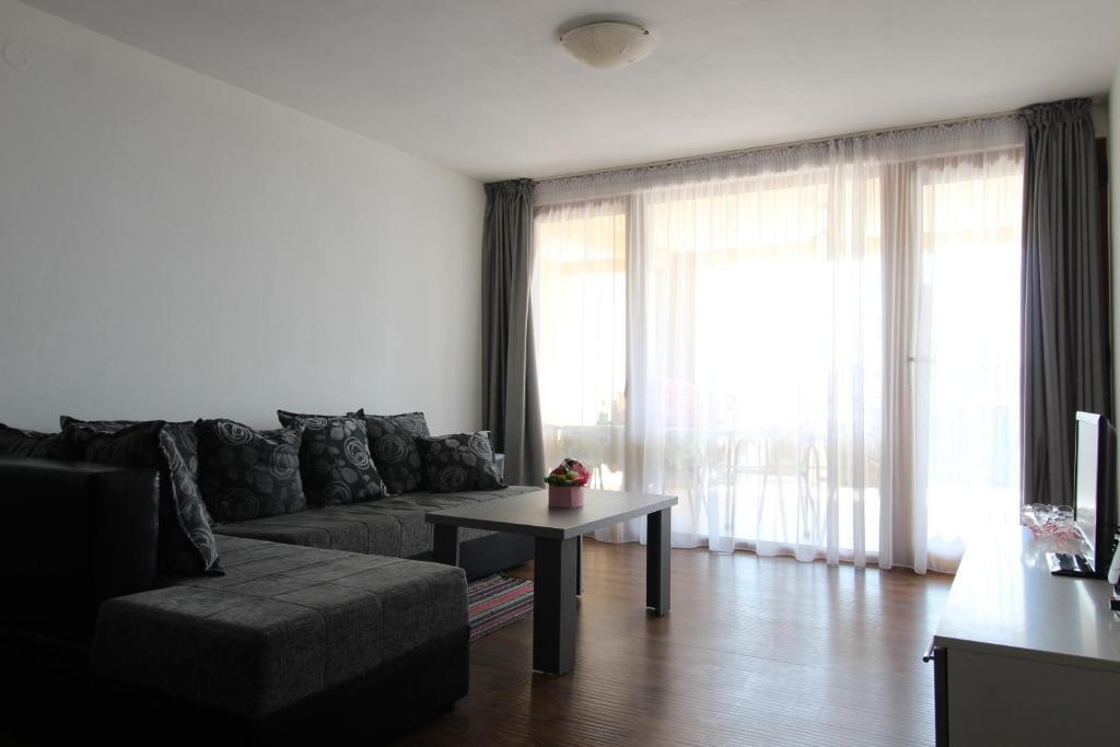 Бар: Apartment Dasic
