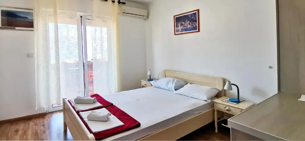 Будва: Guest House Villa Jovana