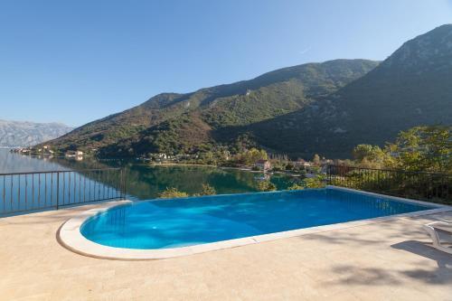 Стрп: Sunshine of Montenegro Apartments