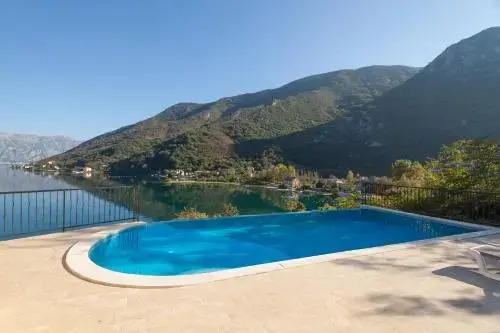 Стрп: Sunshine of Montenegro Apartments