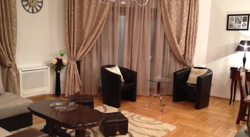 Бар: Apartment Beautiful sea view
