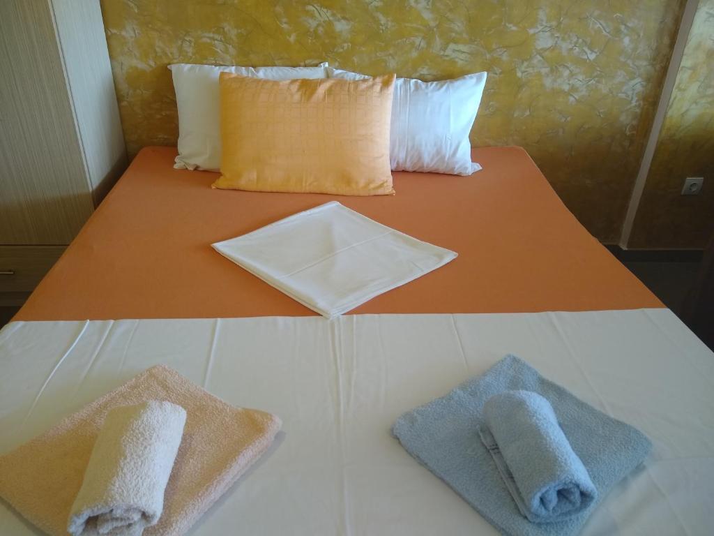 Петровац: Apartmani Neda Bane