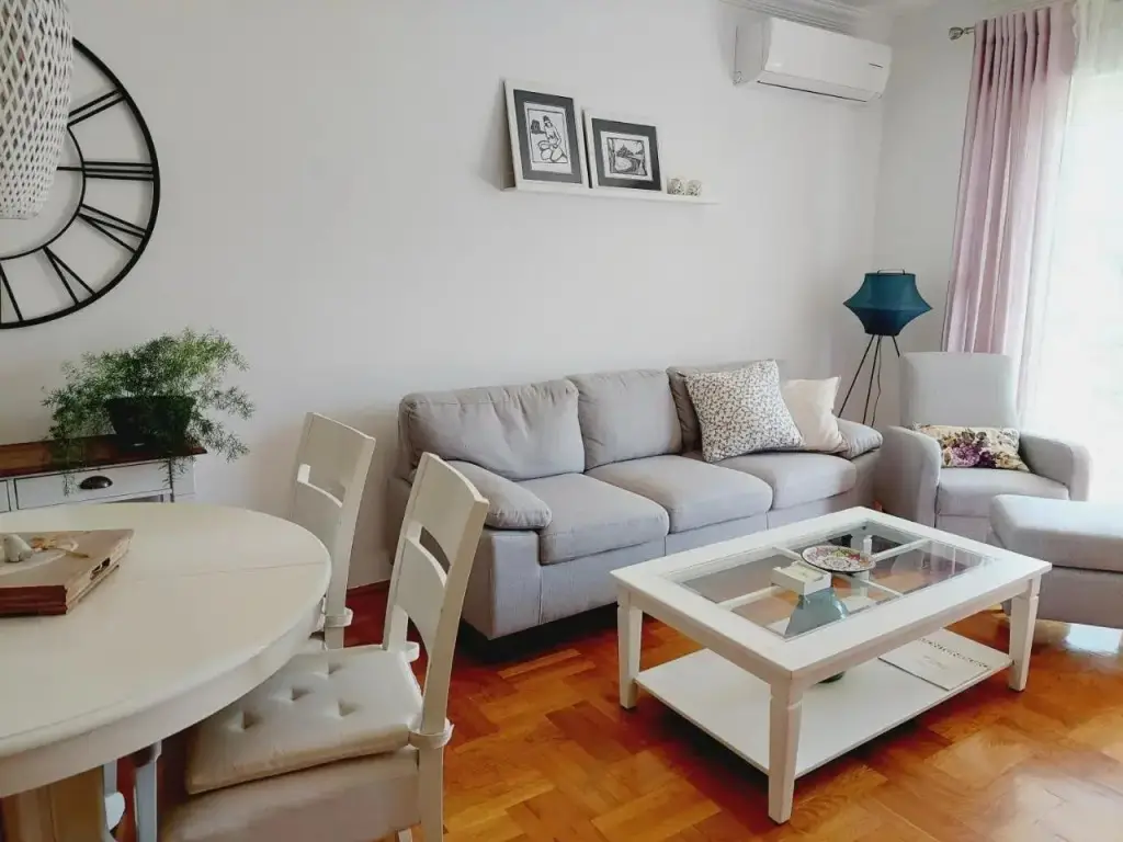Бар: Sweet Apartment