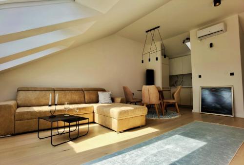 Тиват: Riva Guesthouse
