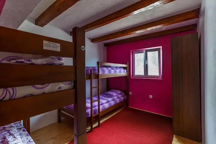 Жабляк: Hostel Highlander